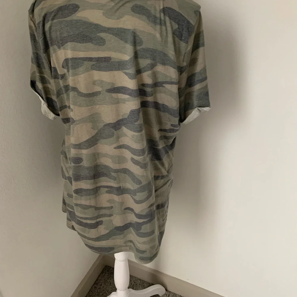 Torrid Camouflage Short Sleeve Tee - Picture 5 of 7